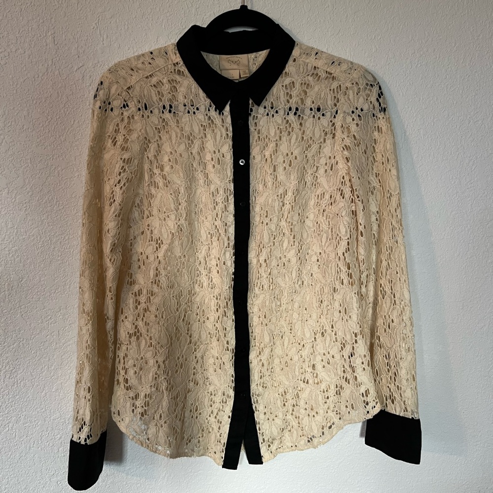 Anthropologie Vanessa Virginia Gemma Lace Buttondown Top